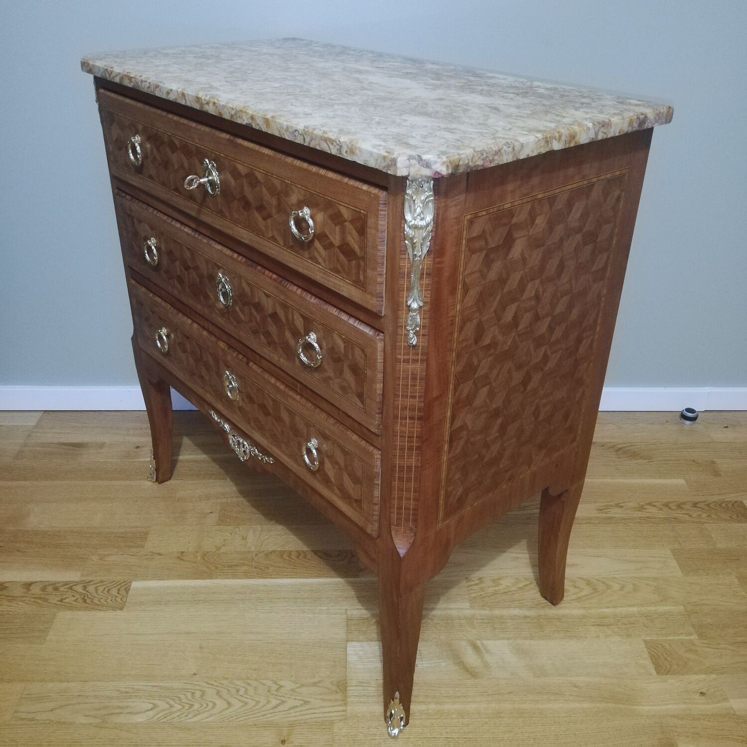Louis XV - Louis XVI Transition style marquetry chest of drawers