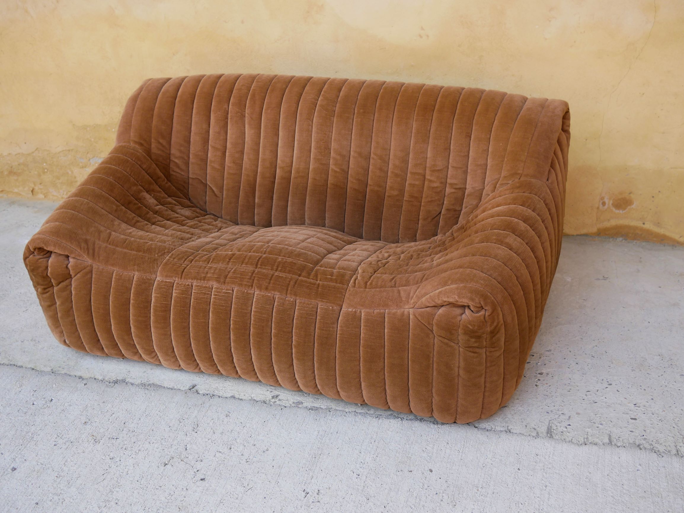 Sofa model "Sandra" by Annie Hieronimus for Cinna editions, 70