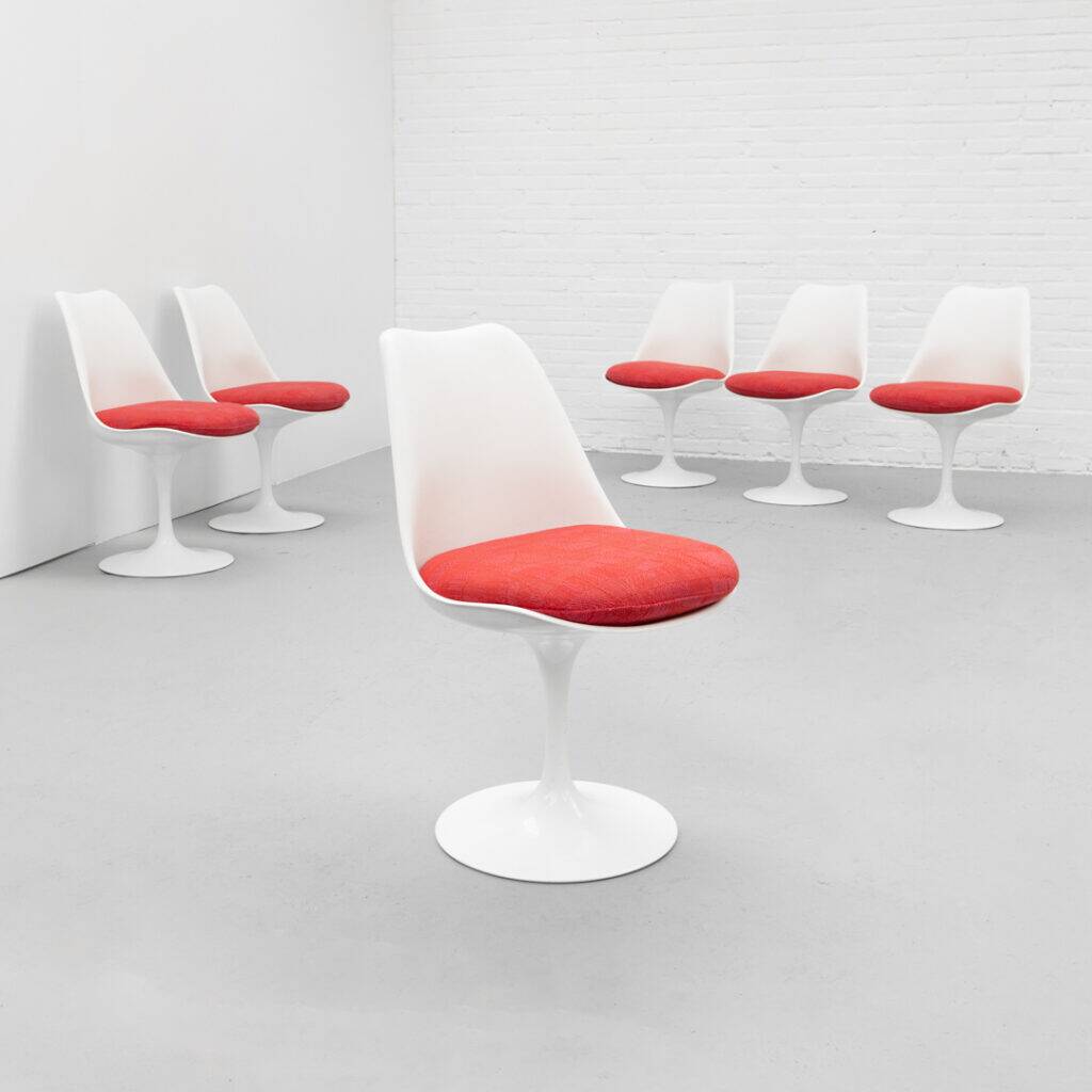 Set of 6 Eero Saarinen Knoll Tulip Chairs, 1979