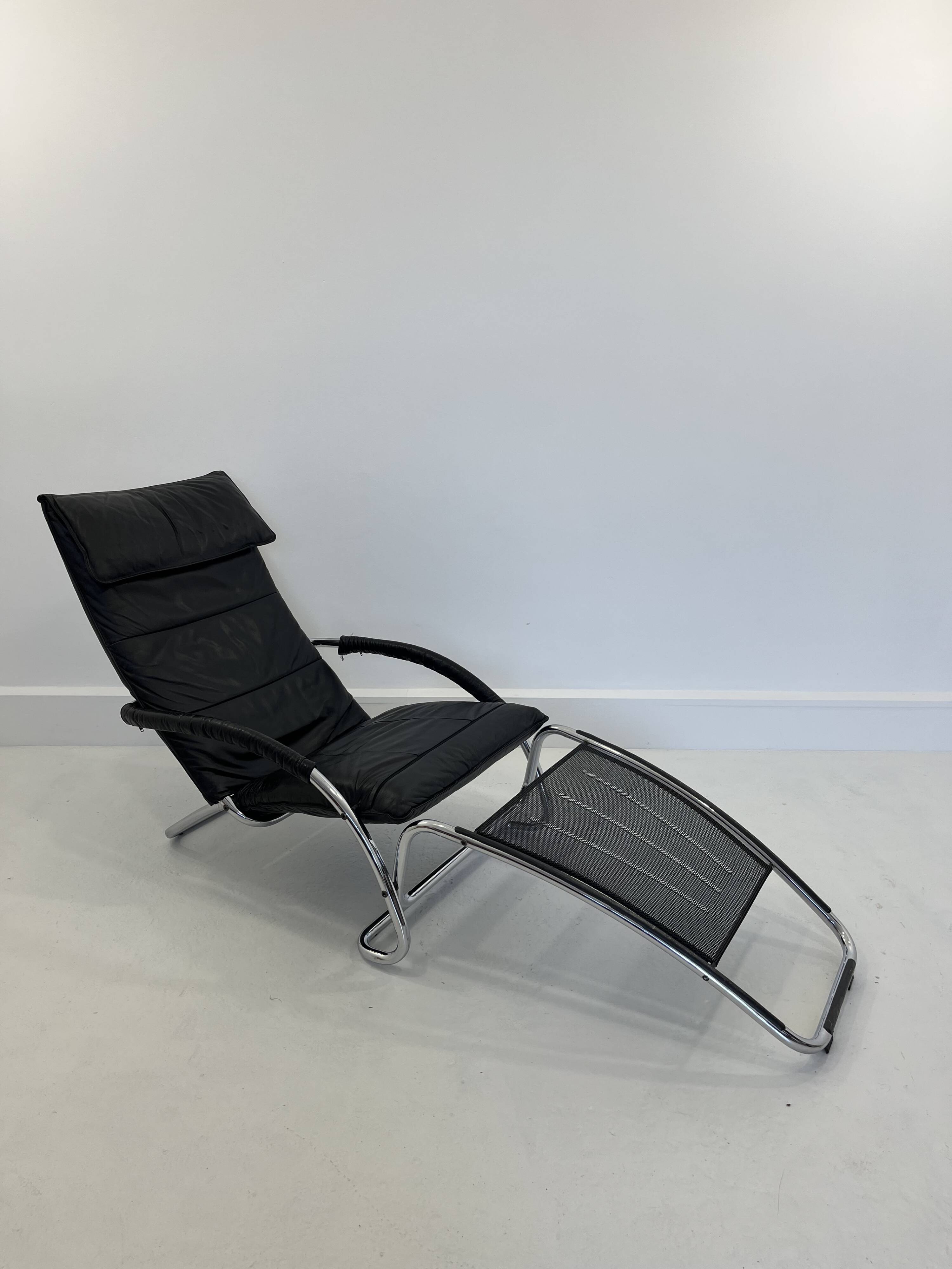 Fauteuil à bascule en cuir par Jochen Hoffman, années 1990
