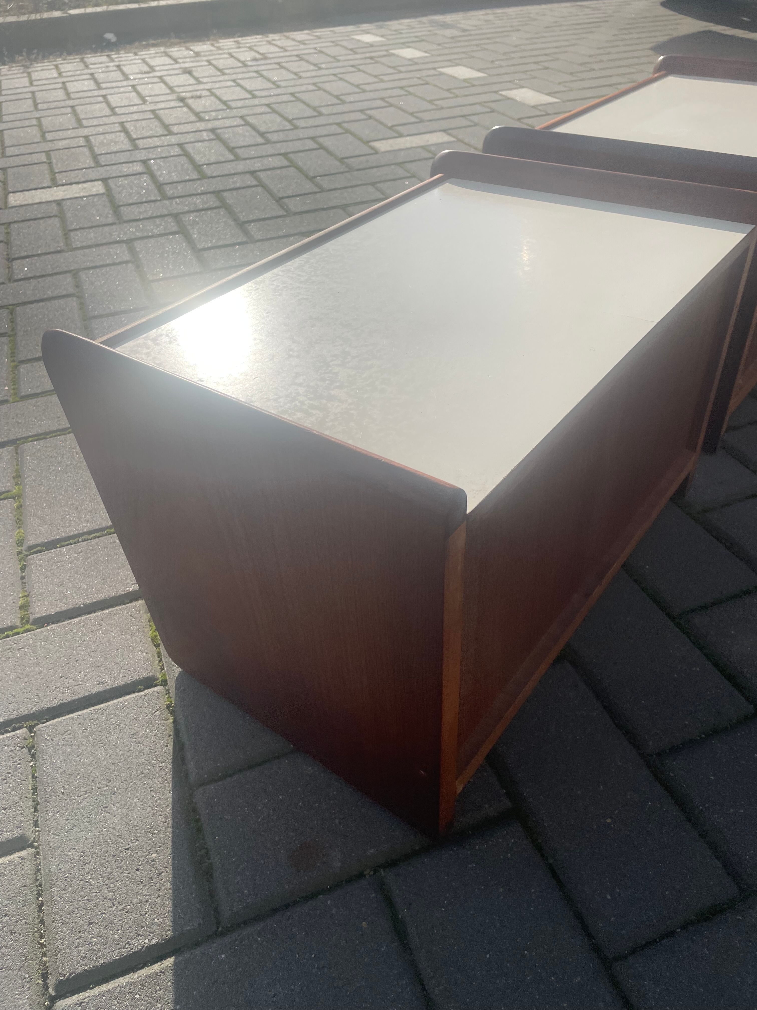 2 hanging bedside tables