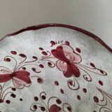 Coupe en faïence italienne décor floral bordeaux