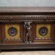 Buffet cabinet style Renaissance a caches secretes en noyer et orme époque