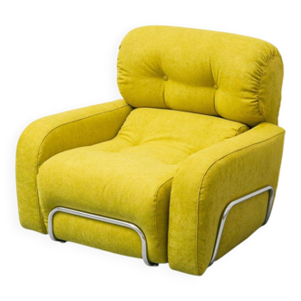 Vintage 1970s green armchair with metal frame – Italian modernist design