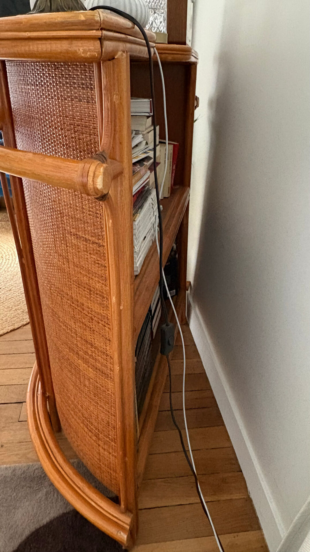 Vintage bar cabinet in rattan and woven cane – 1970s