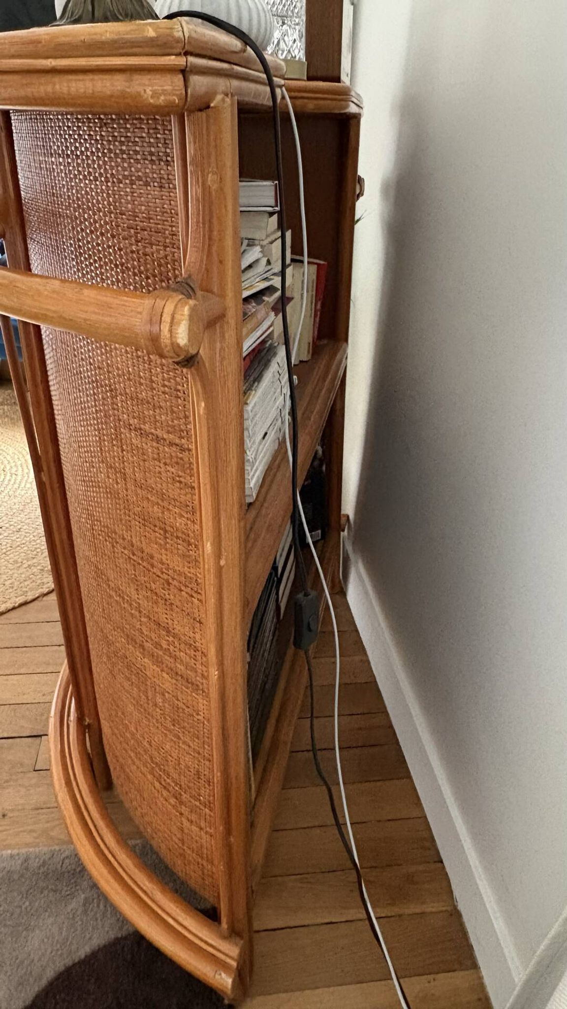 Vintage bar cabinet in rattan and woven cane – 1970s