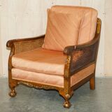 Three-piece bergère set in walnut, Chinoiserie style, from the 1920s, in need of restoration.