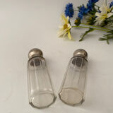 Set of 2 bottles of perfume