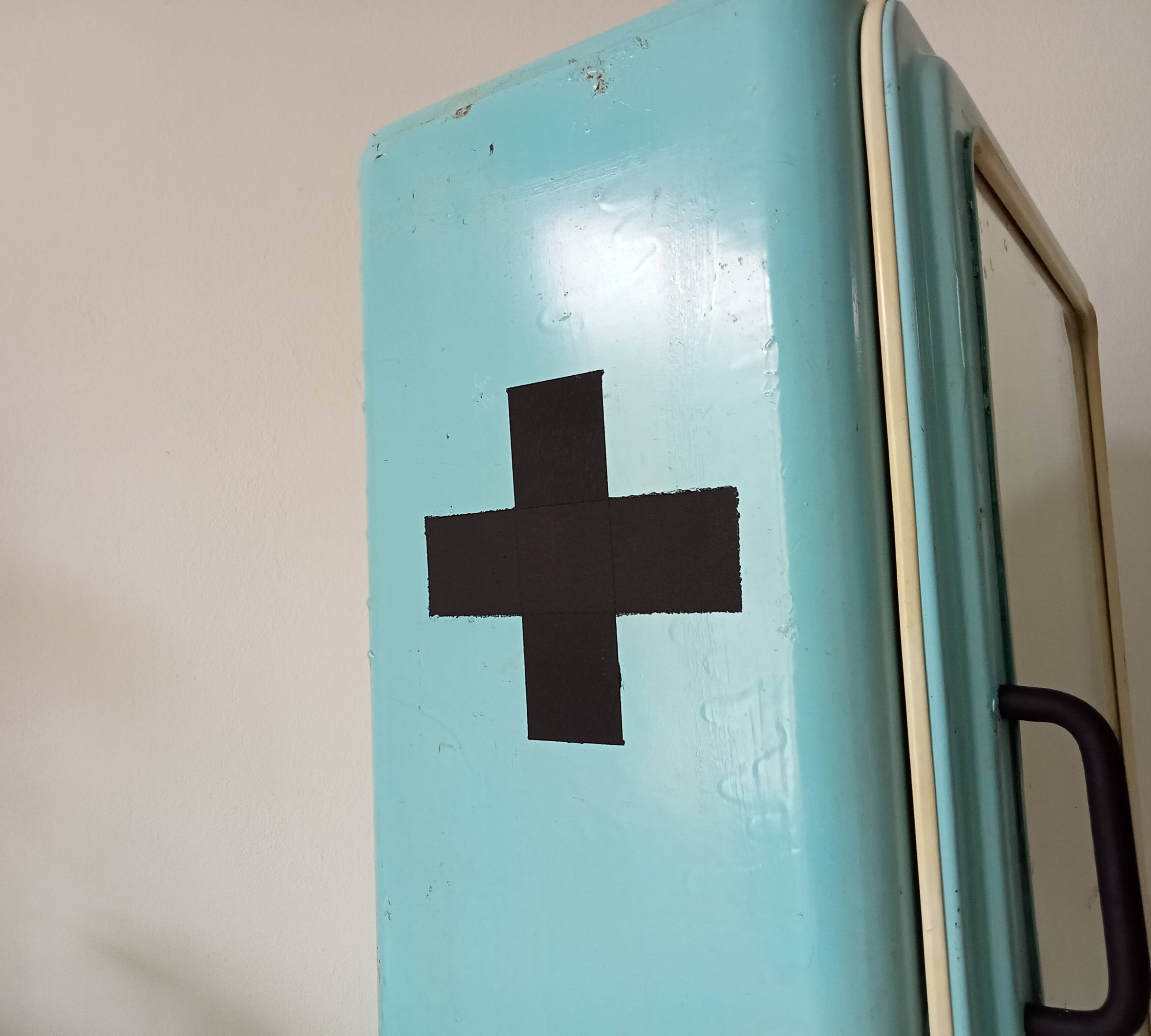 Vintage metal medicine cabinet from the 1950s