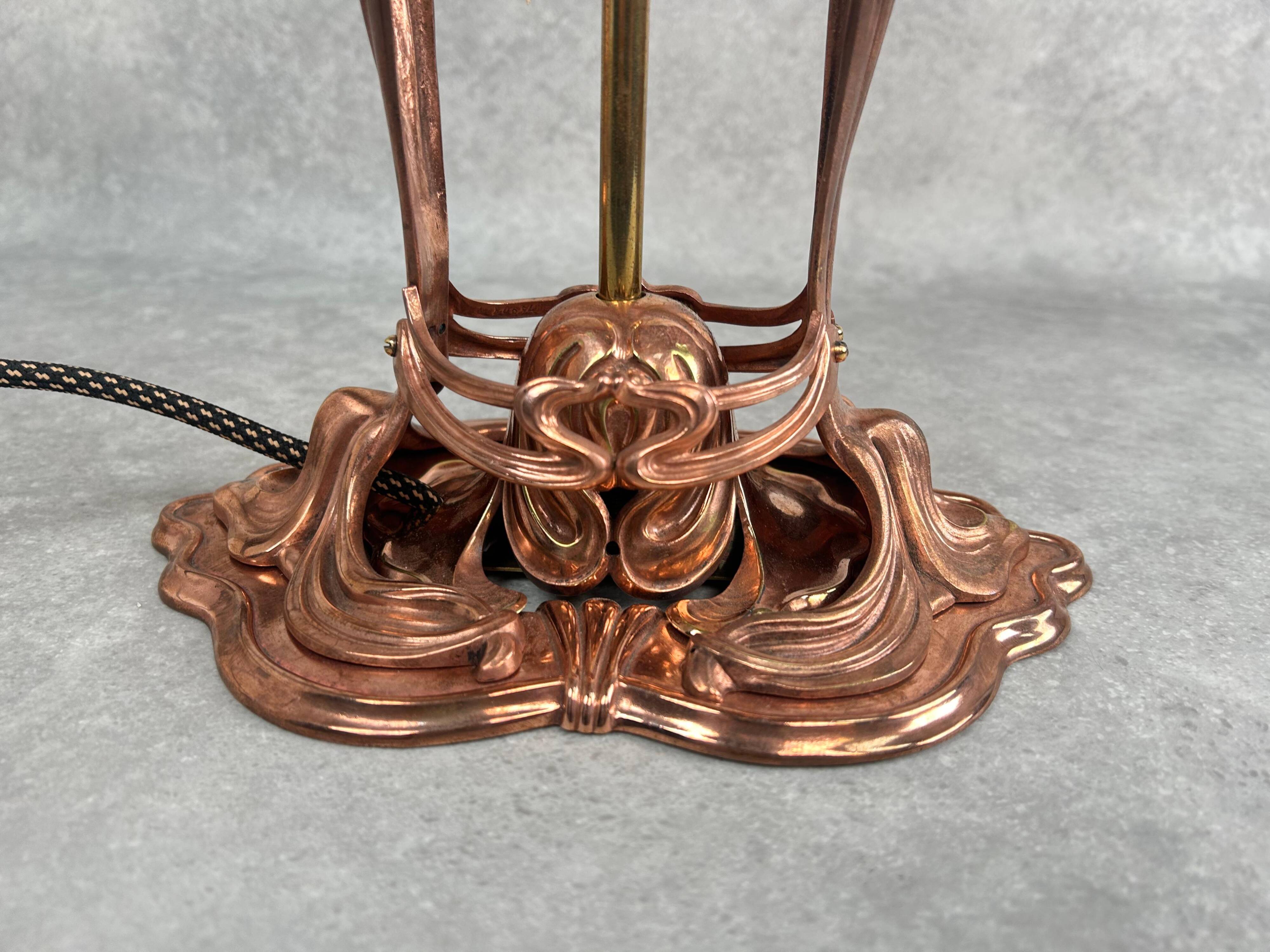 Lampe de table Jugendstil en cuivre