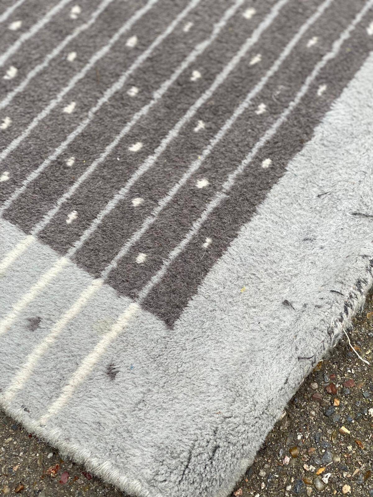 Toulemonde Bochart handmade gray wool rug 200x300