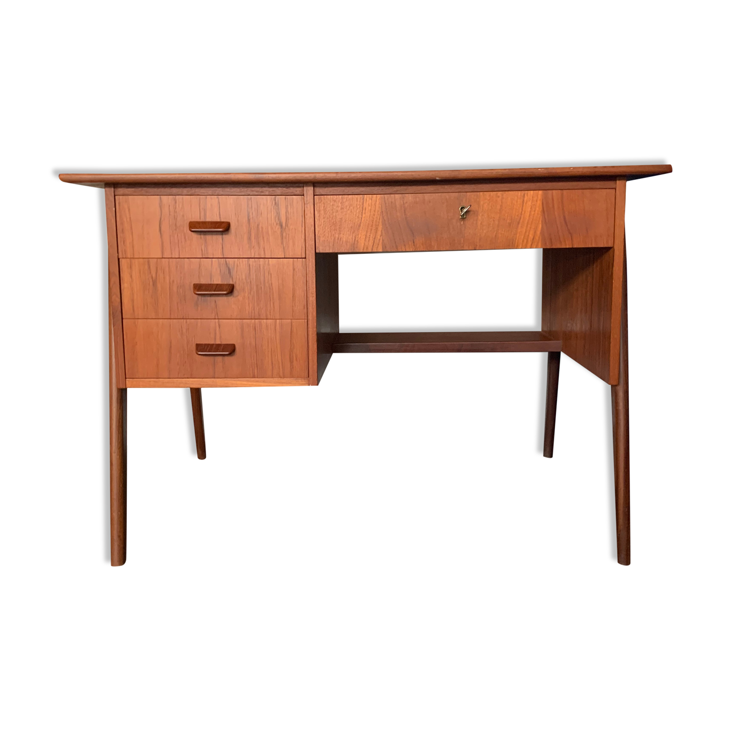 Scandinavian desk