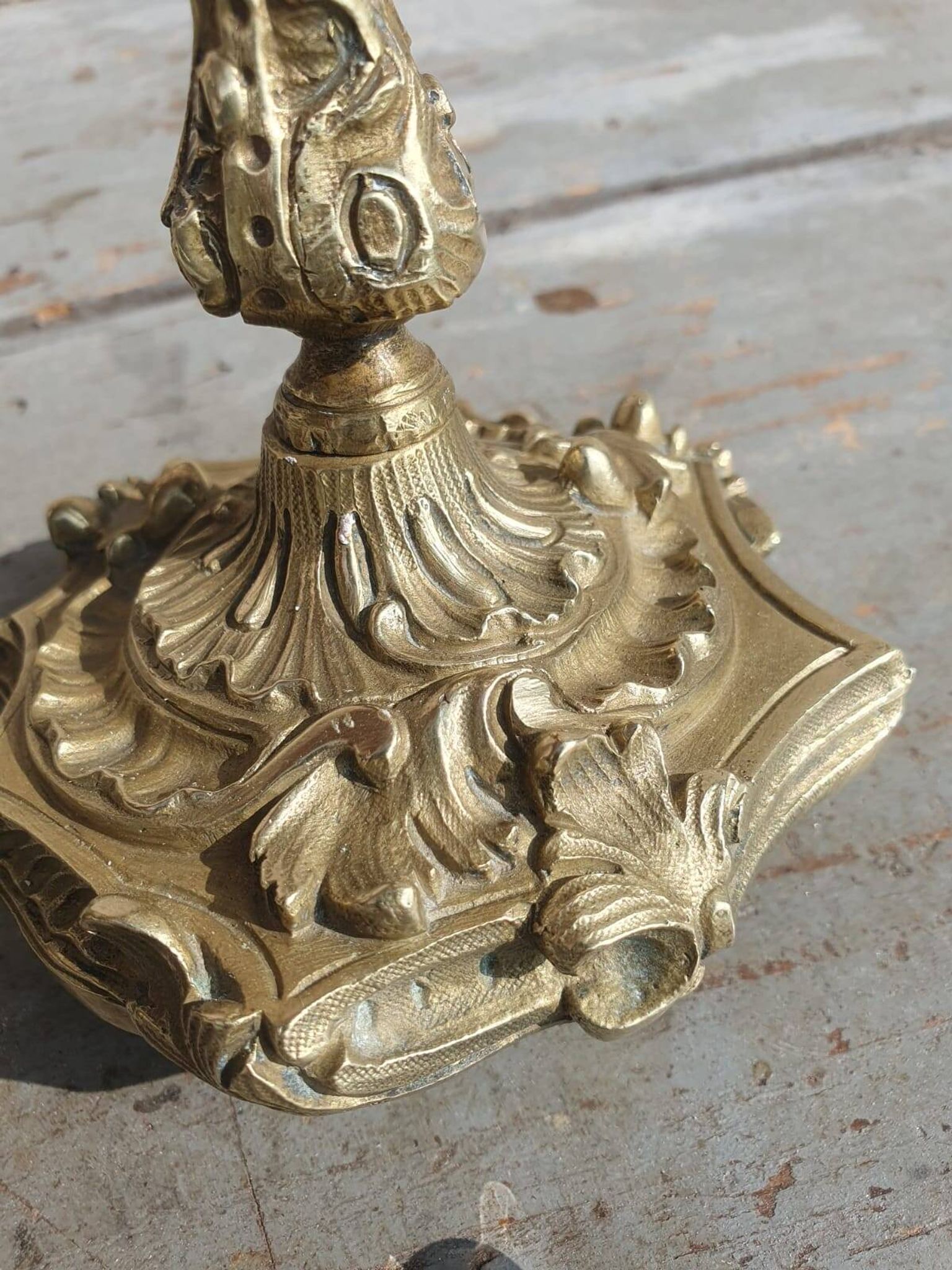 paire bougeoirs bronze