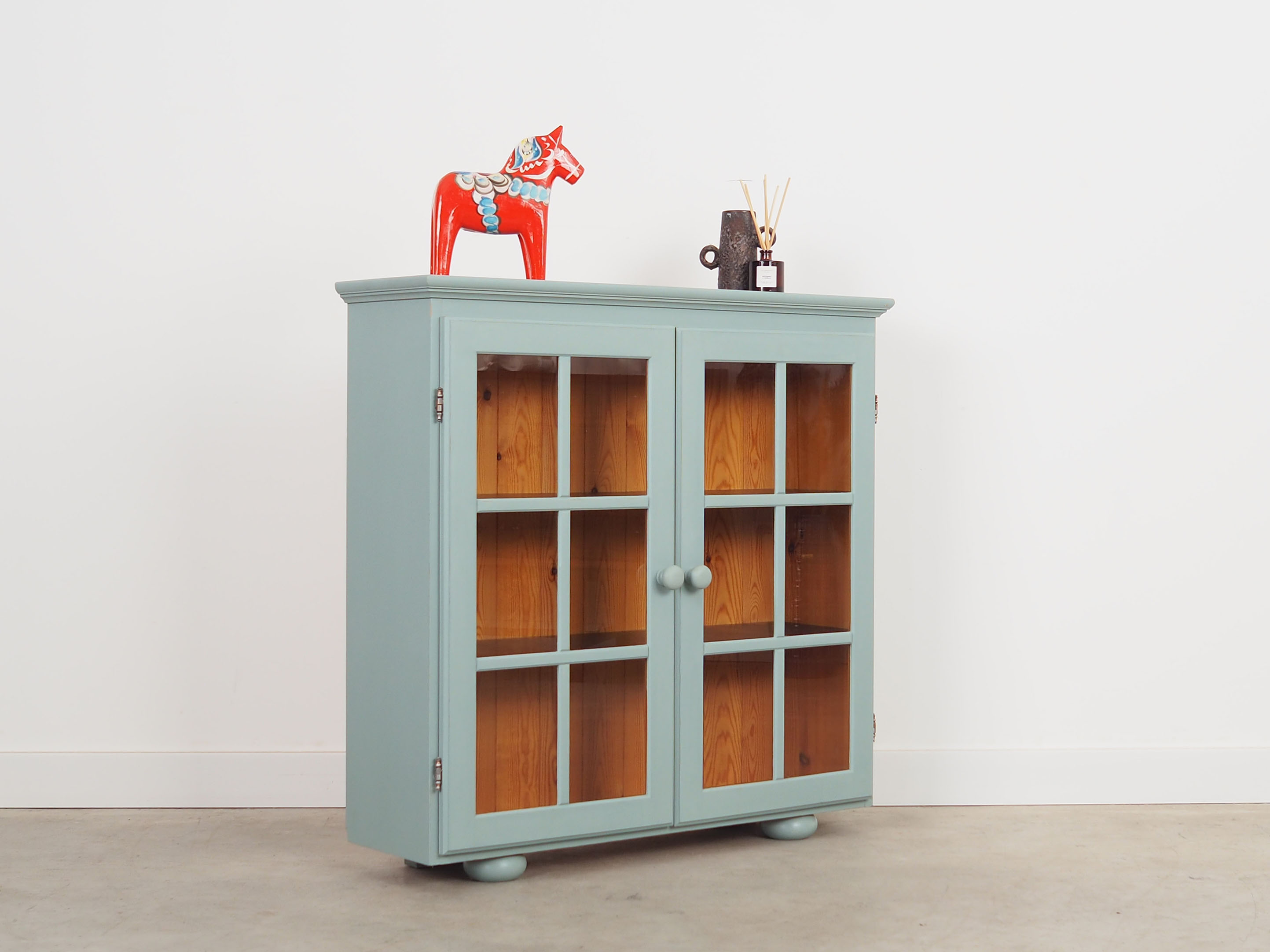 Pine showcase, Danish design, 1960s, production: Denmark