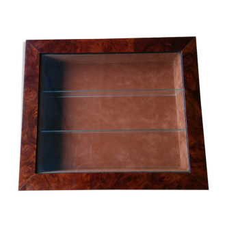 Magnifying glass wall window