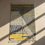 Traditional handmade Moroccan rug 2.5 x 1.5 m