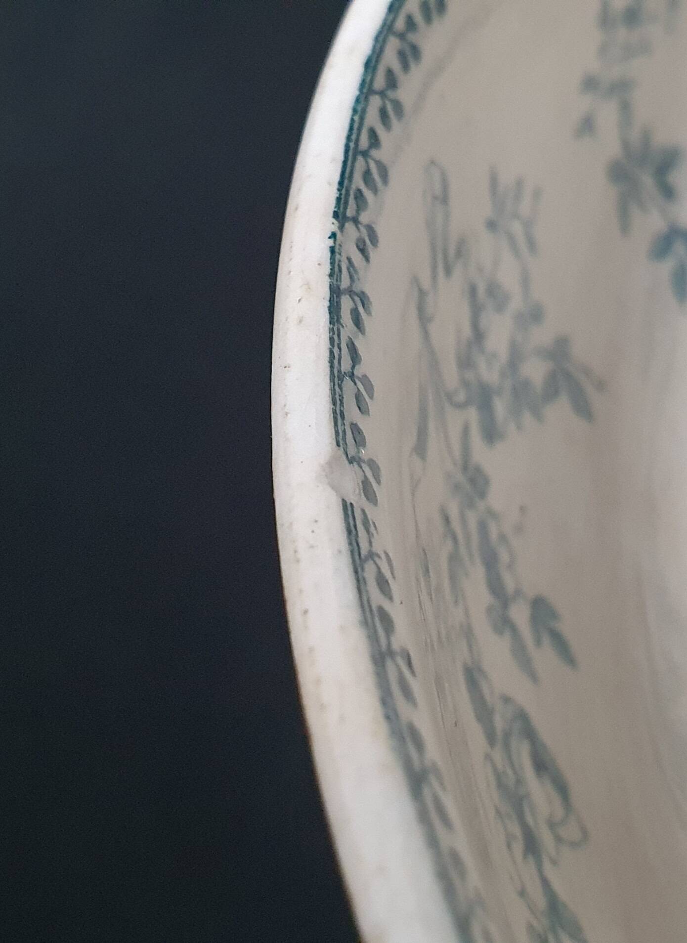 Earthenware salad bowl Sarreguemines model "Mozart"