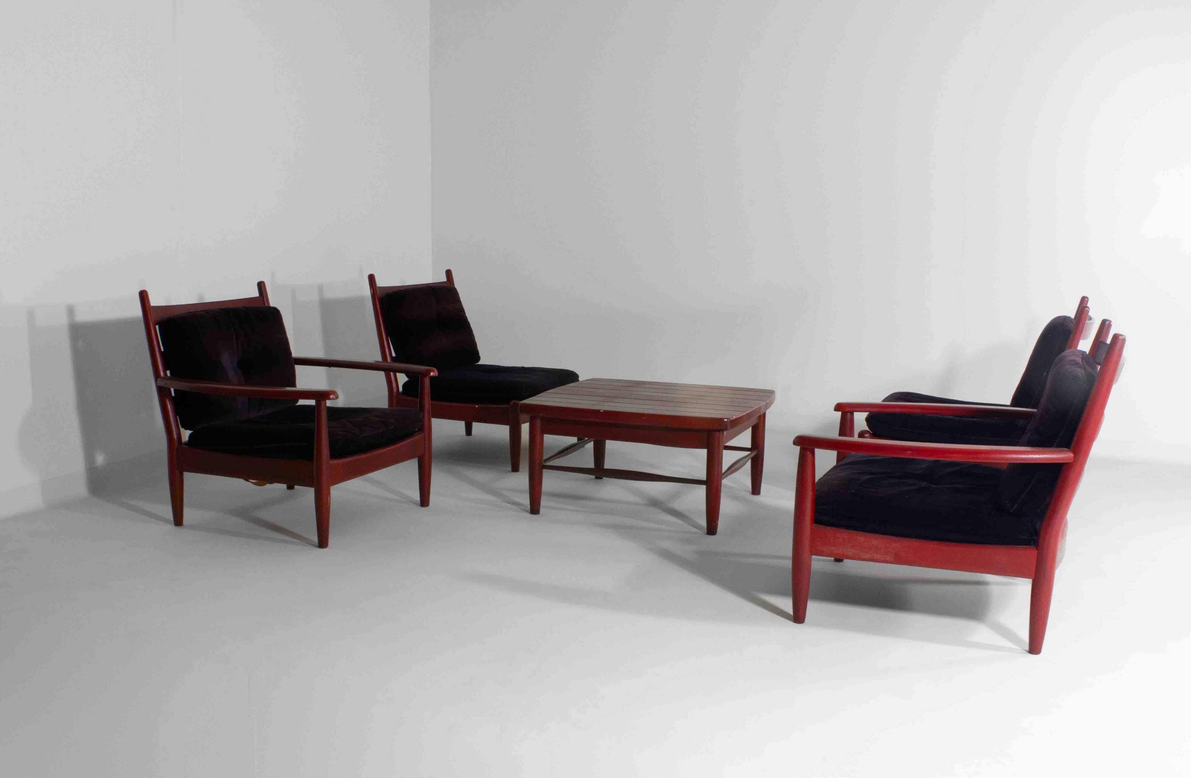 XL set of 8 mid-century lounge chairs, Belgium 1960s