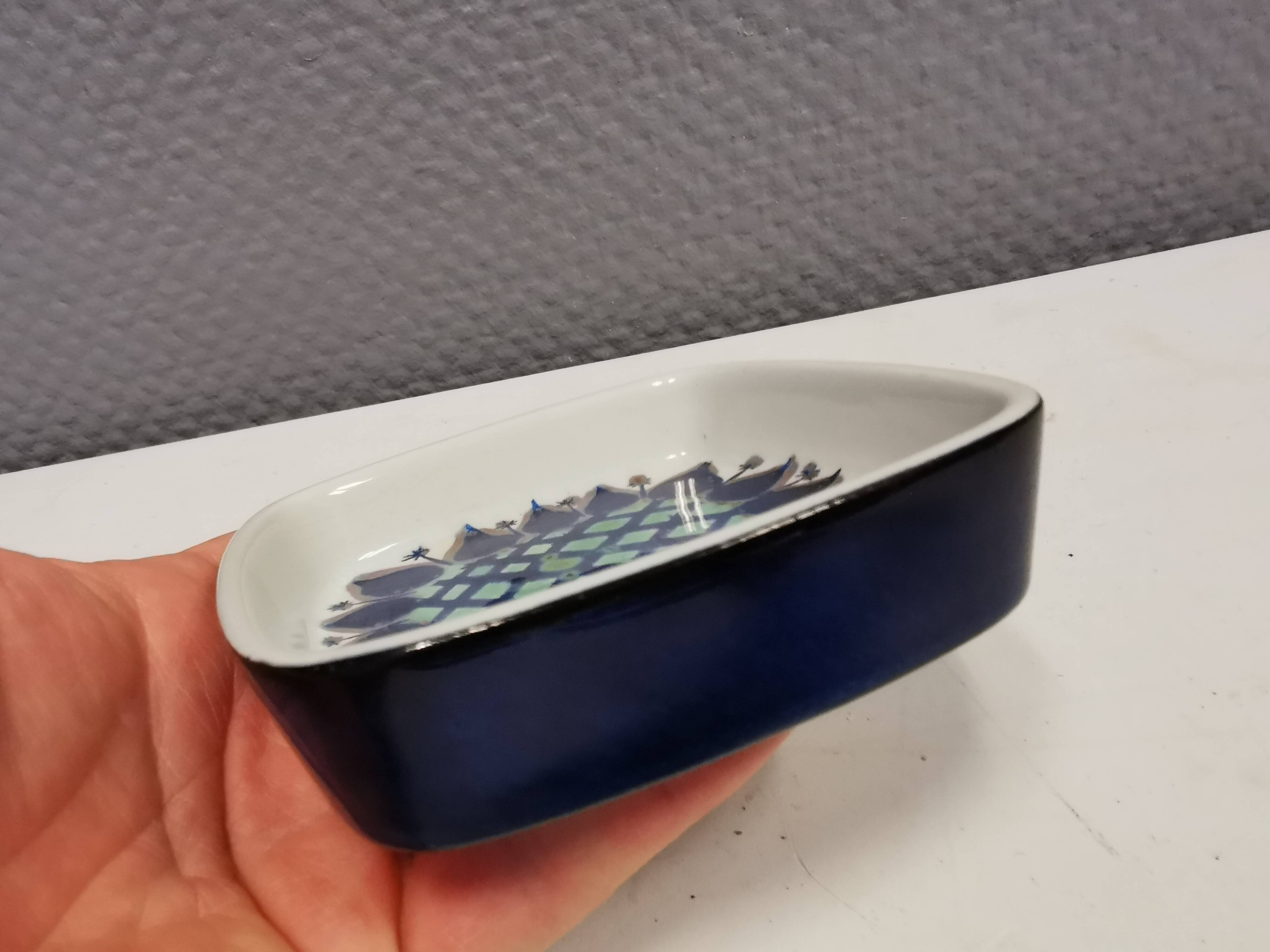 Small Faience bowl from Aluminia Denmark