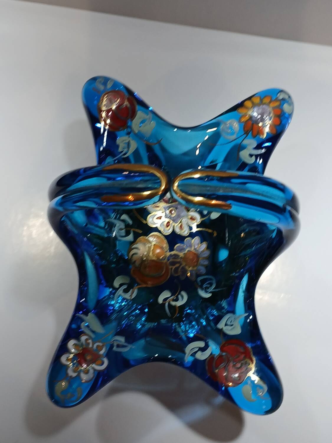Vintage blown glass basket of Spanish art signed ROYO.