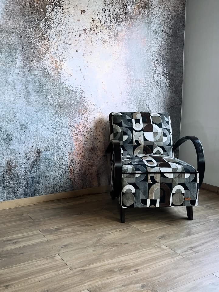 Art Deco armchair by Jindrich Halabala