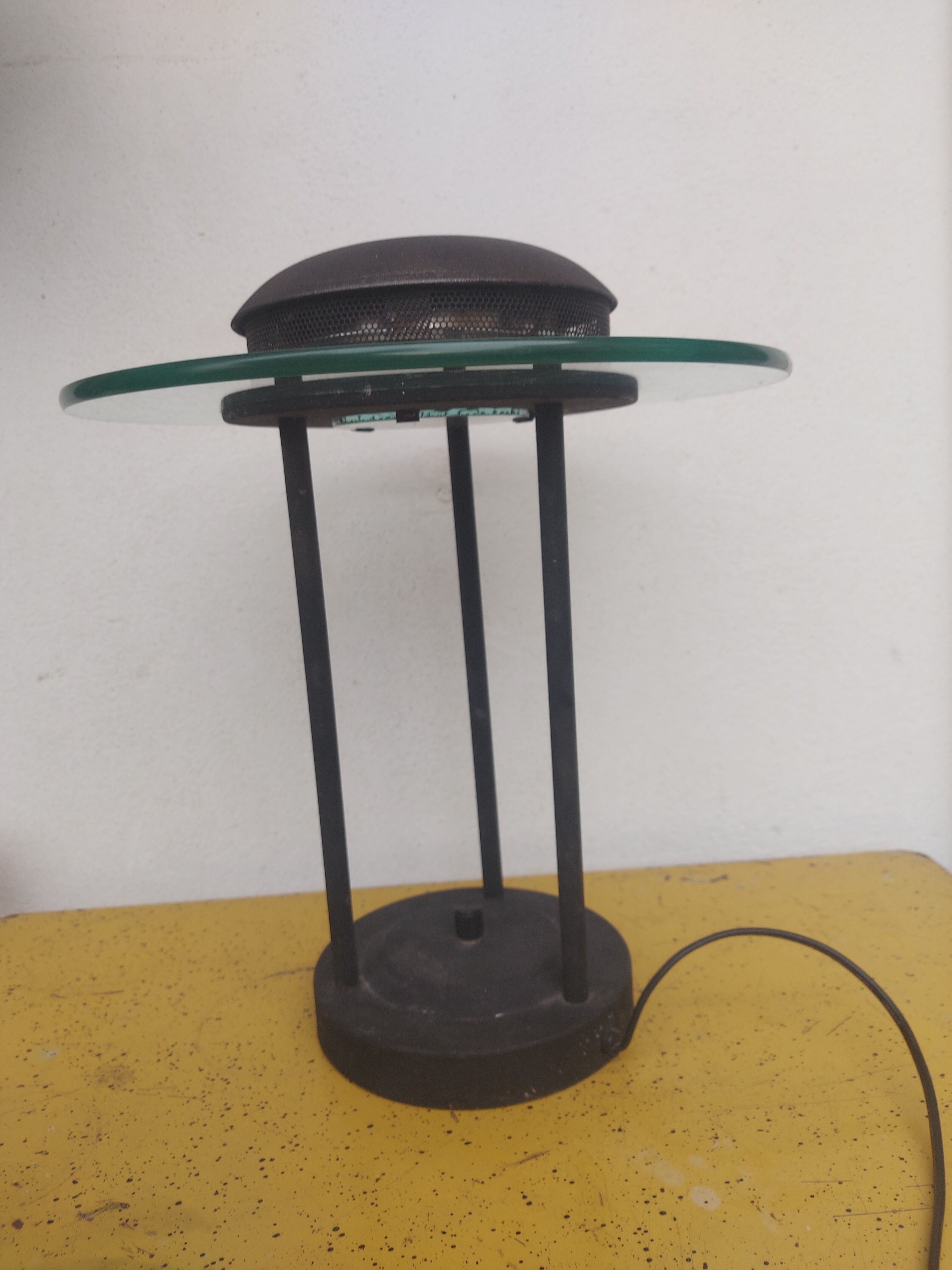 Lampe saturne par rober sonneman avec variateur