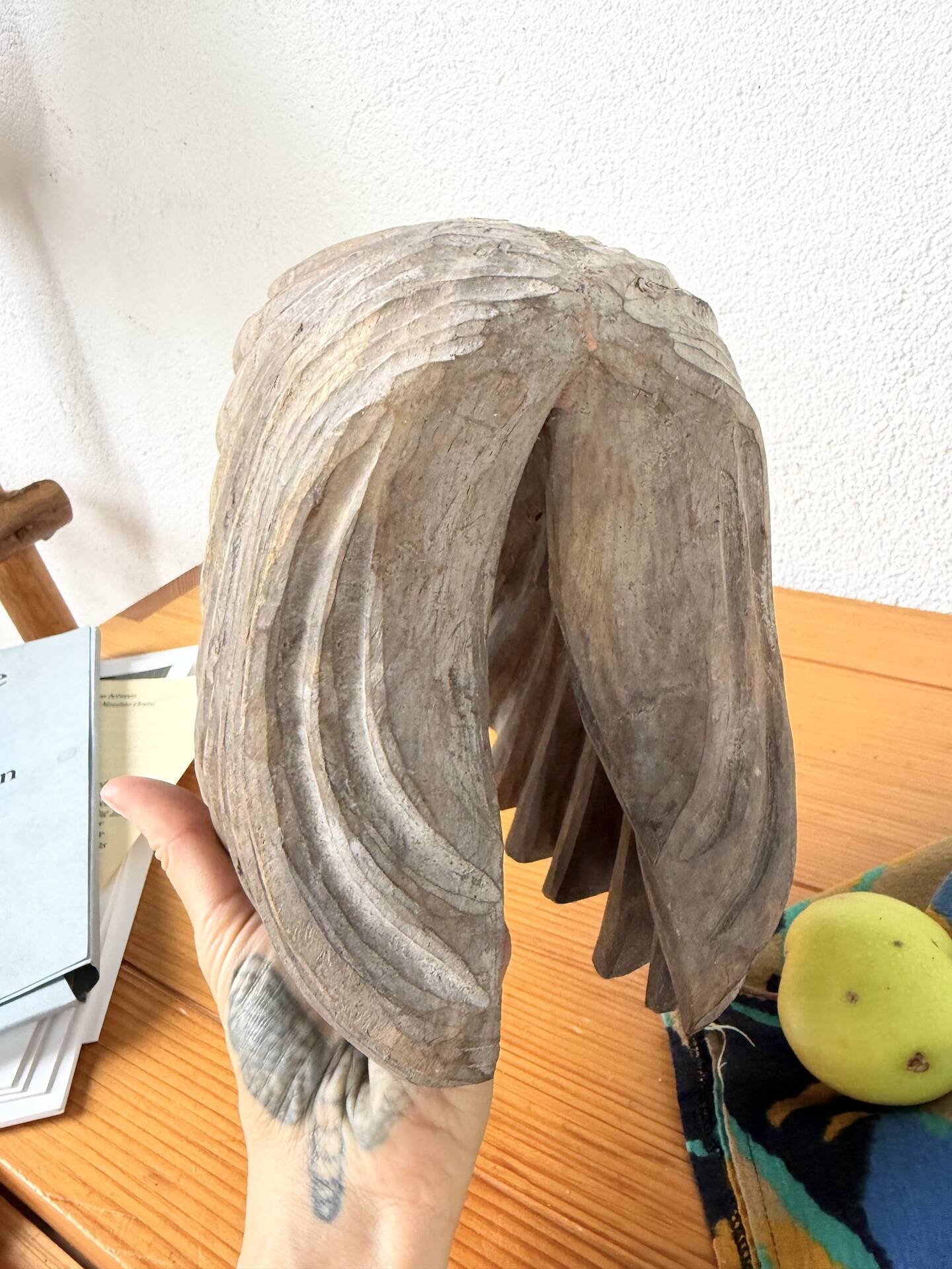 Brutalist wood shell sculpture box 1900