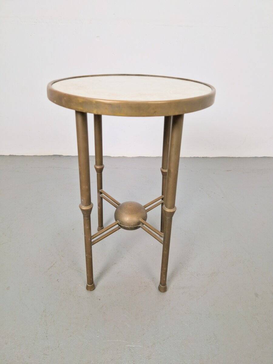 Table d'appoint ronde en cuivre Art Déco par P. Cool, 1933