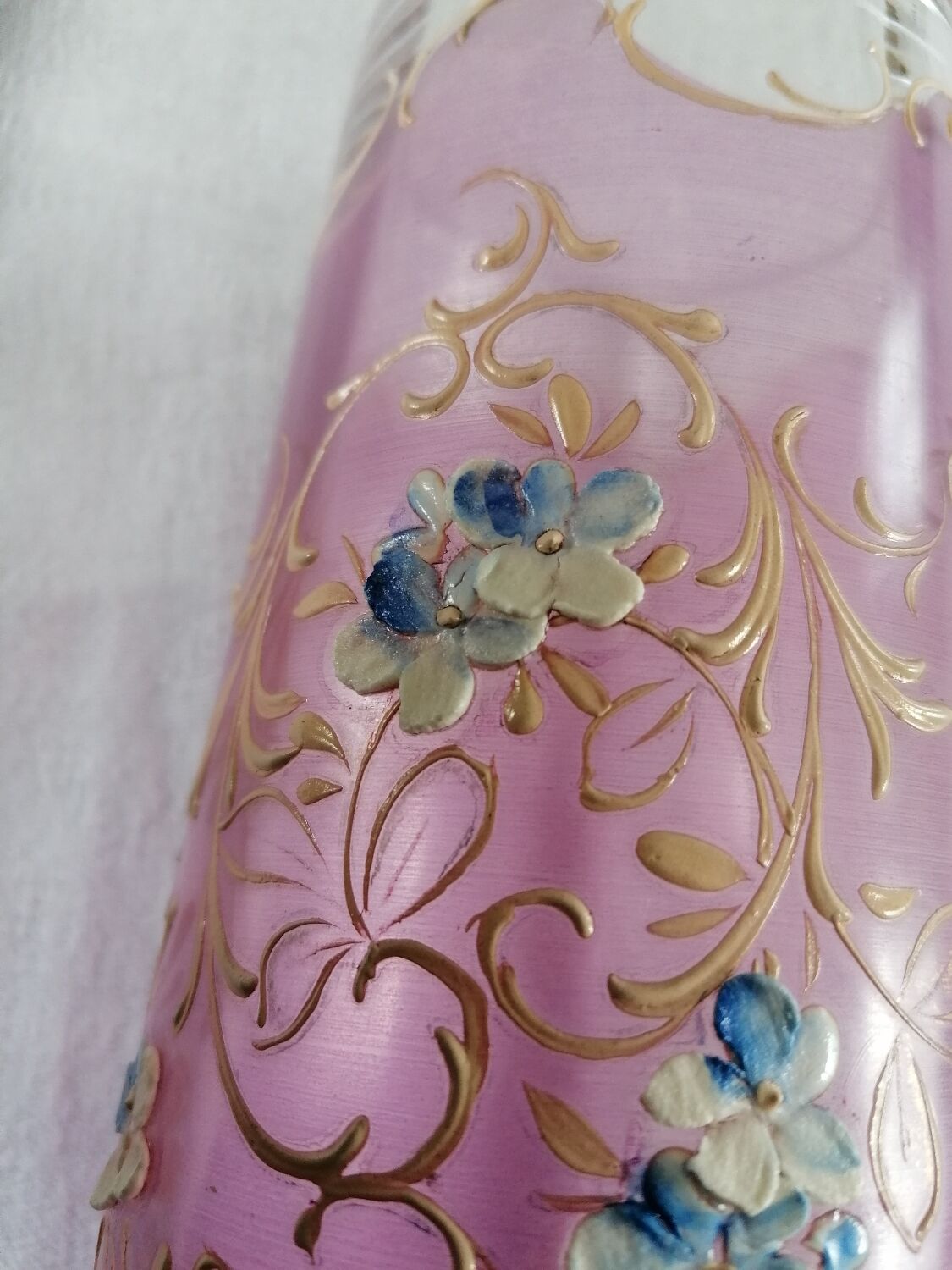 Enamelled roller vase