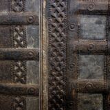 Antique coffre de mariage bois et fer, Inde, XIXème