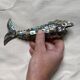 Décapsuleur poisson en coquillage et laiton, années 70