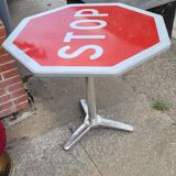 Table bistro signpost
