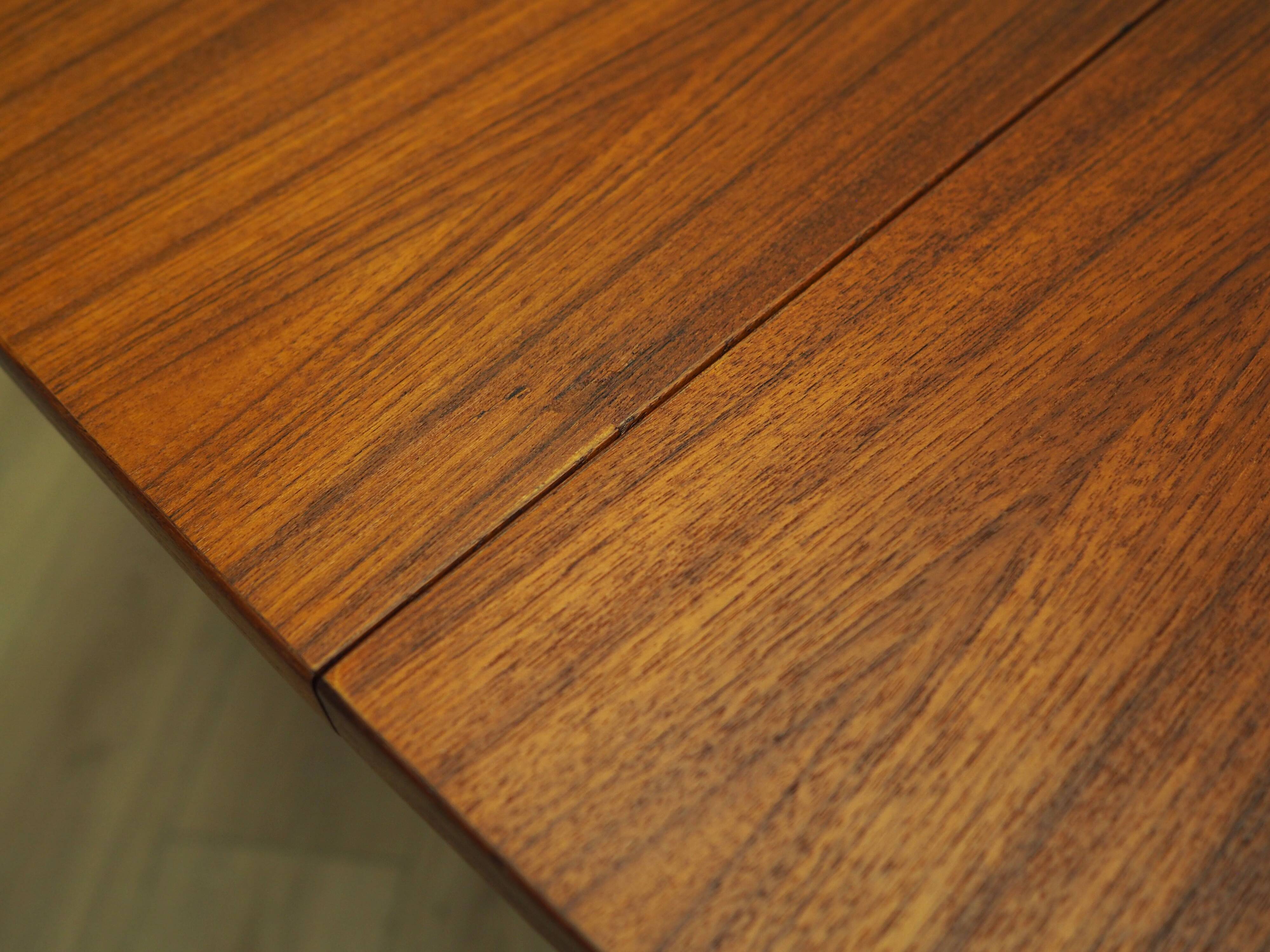 Teak table, Danish design, 1970s, manufacturer: Farstrup Møbler