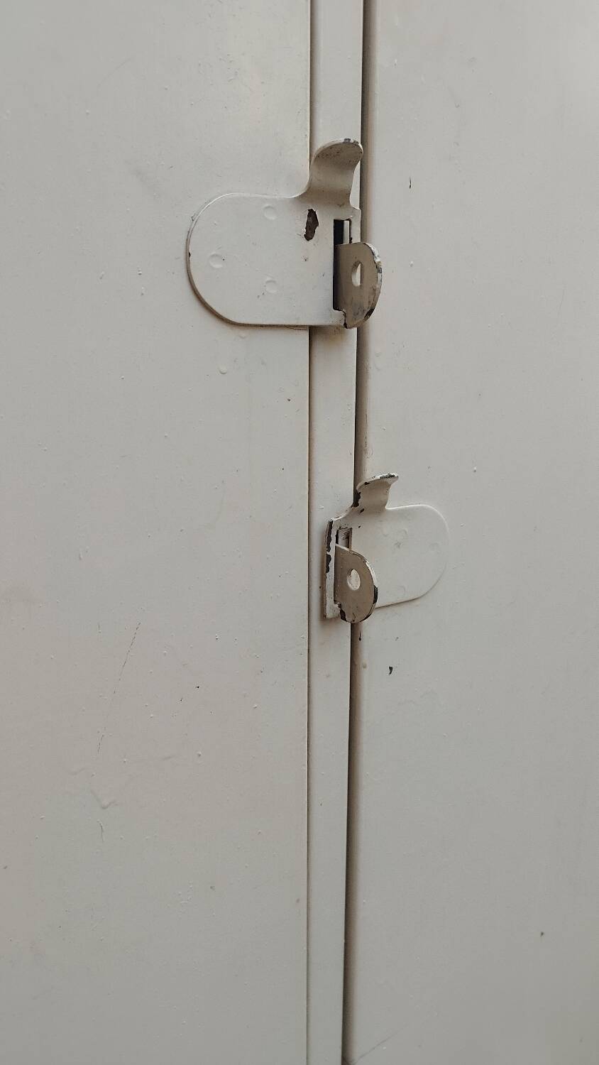 Vintage metal locker with 2 doors