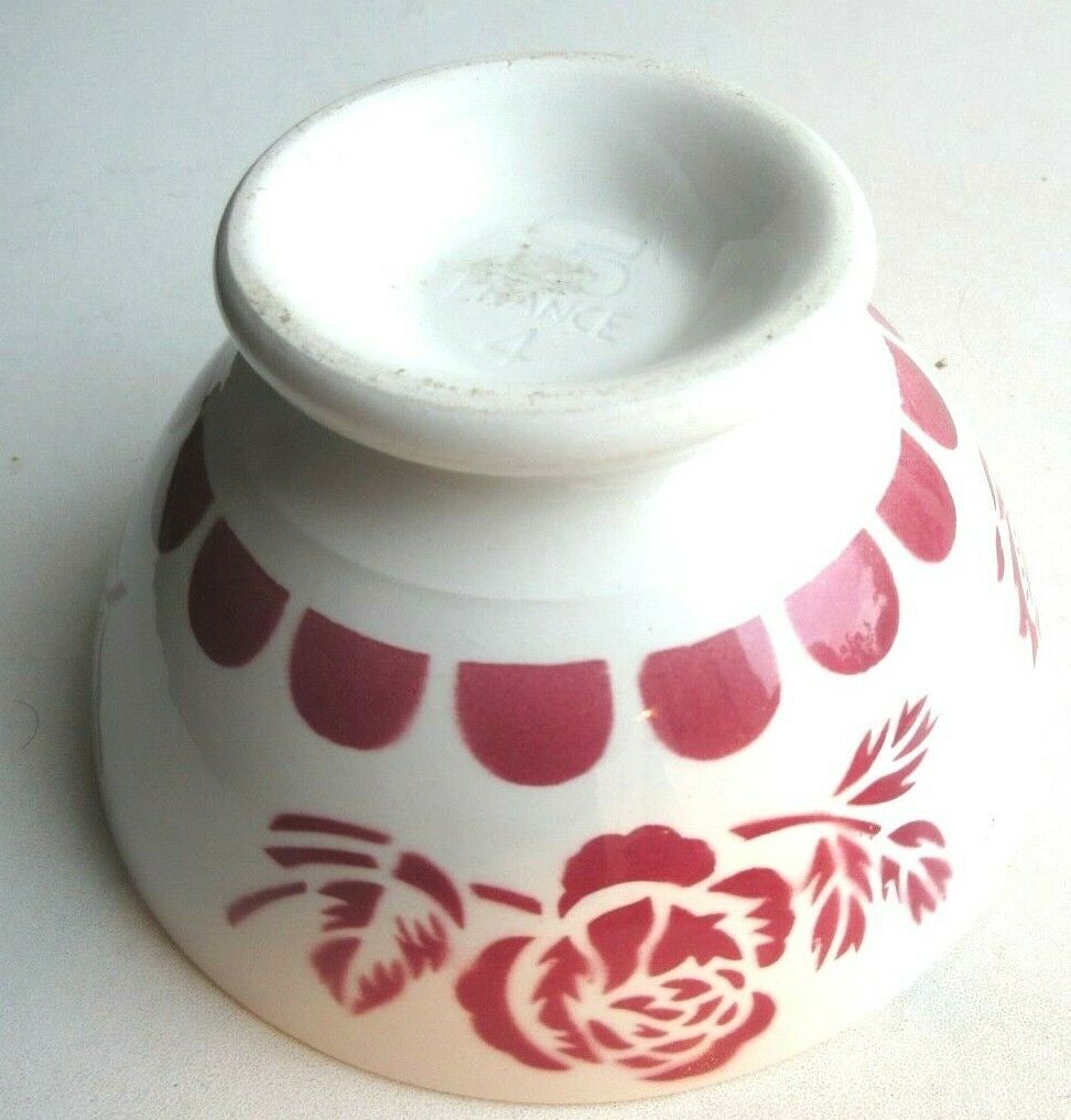 Old Art Deco bowl, décor of red roses, edifying red teeth, Badonviller?