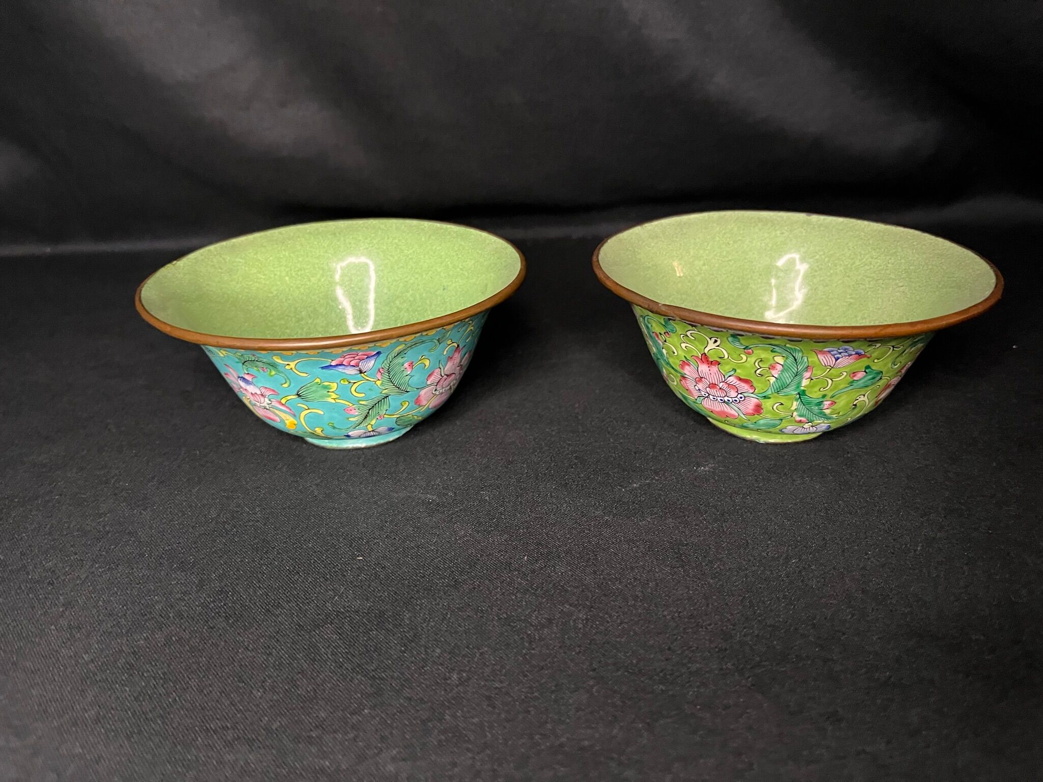 Two chinese bowls
