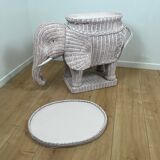 Vintage side table in rattan in the shape of an elephant, attributed to Vivai del Sud, Italy, 1960 - 1970.