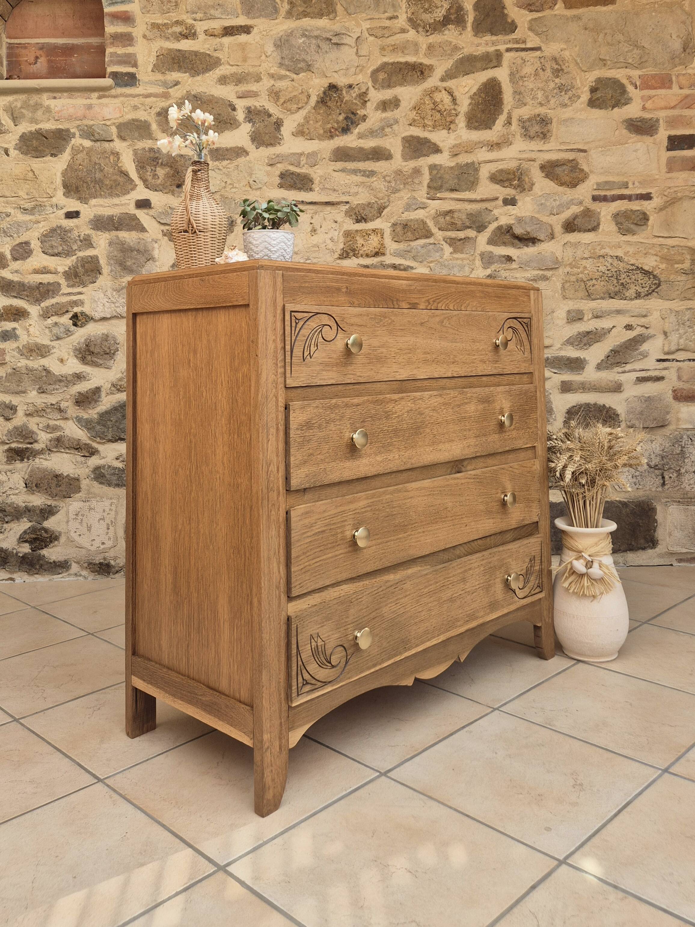 Art Deco chest of drawers