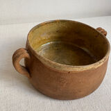 Handcrafted terracotta pottery