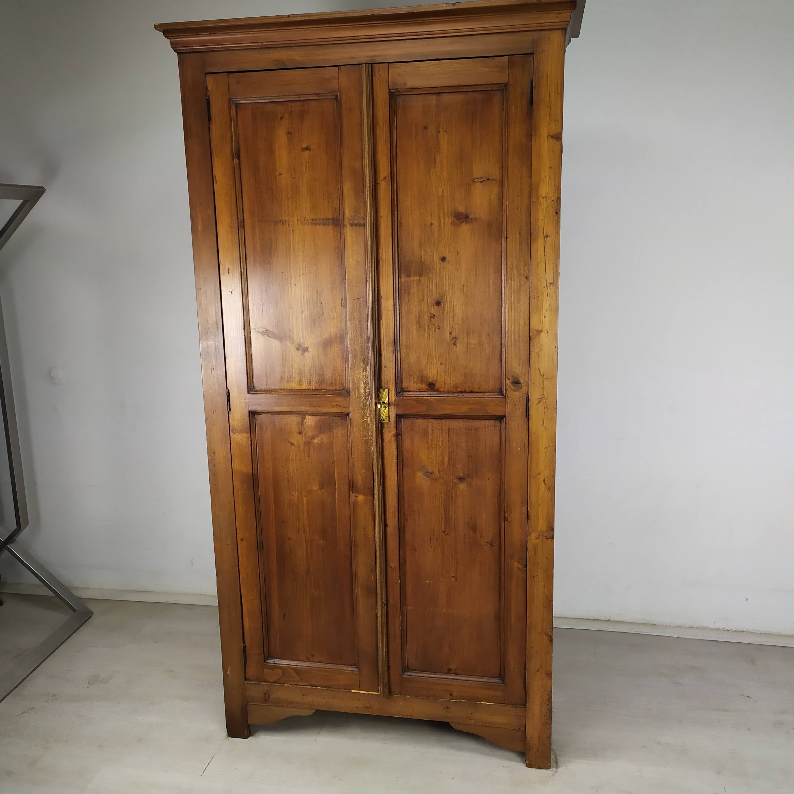 Parisian wardrobe fir tree
