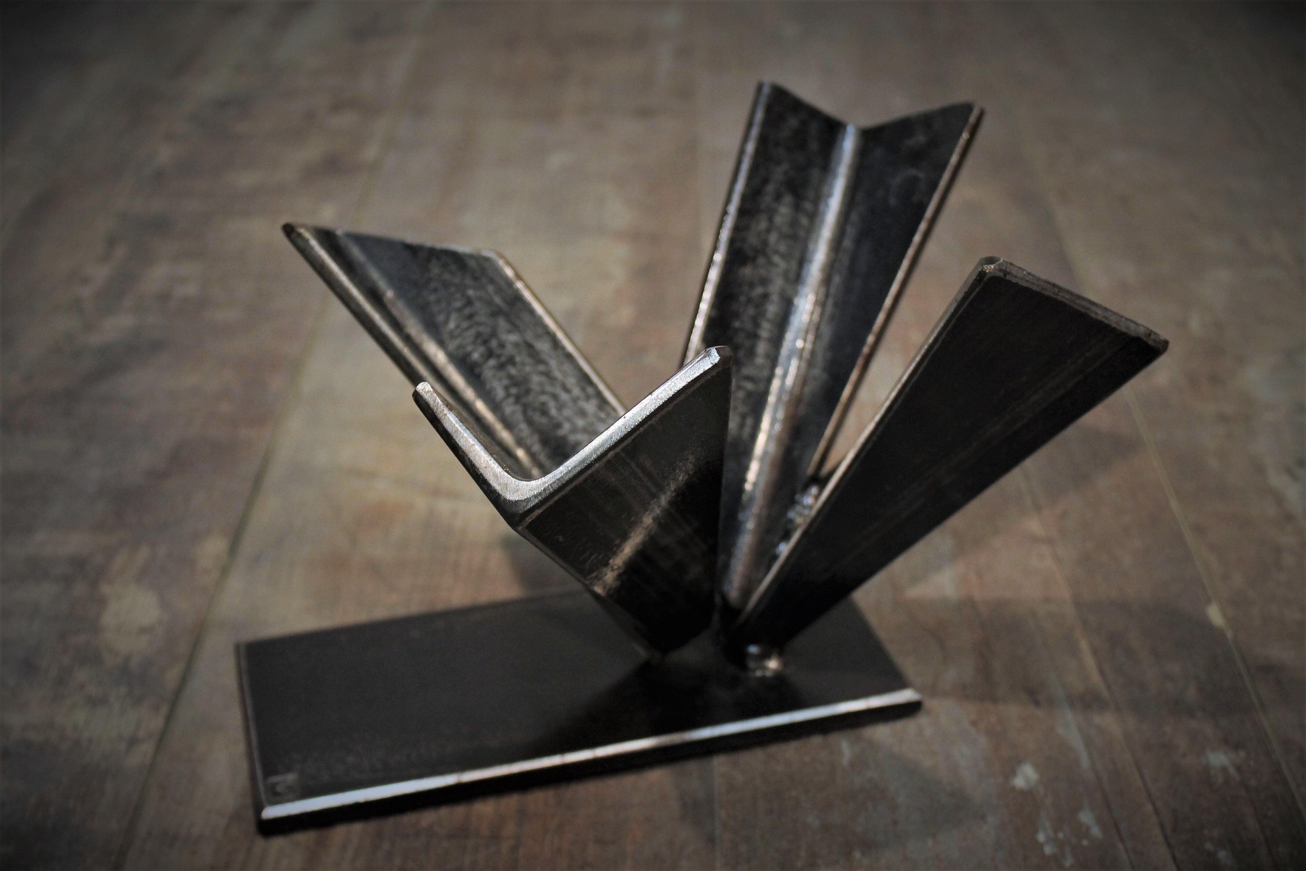 Vintage metal table center