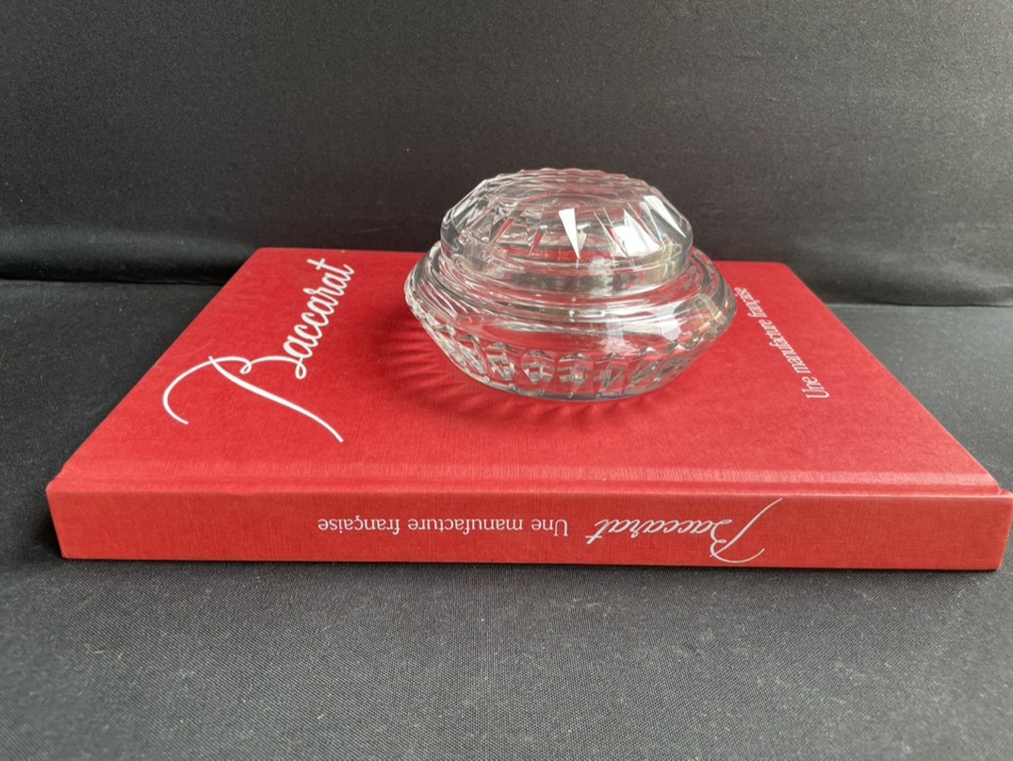 Bonbonnière ou boîte à coton Baccarat modèle Monique - Art déco