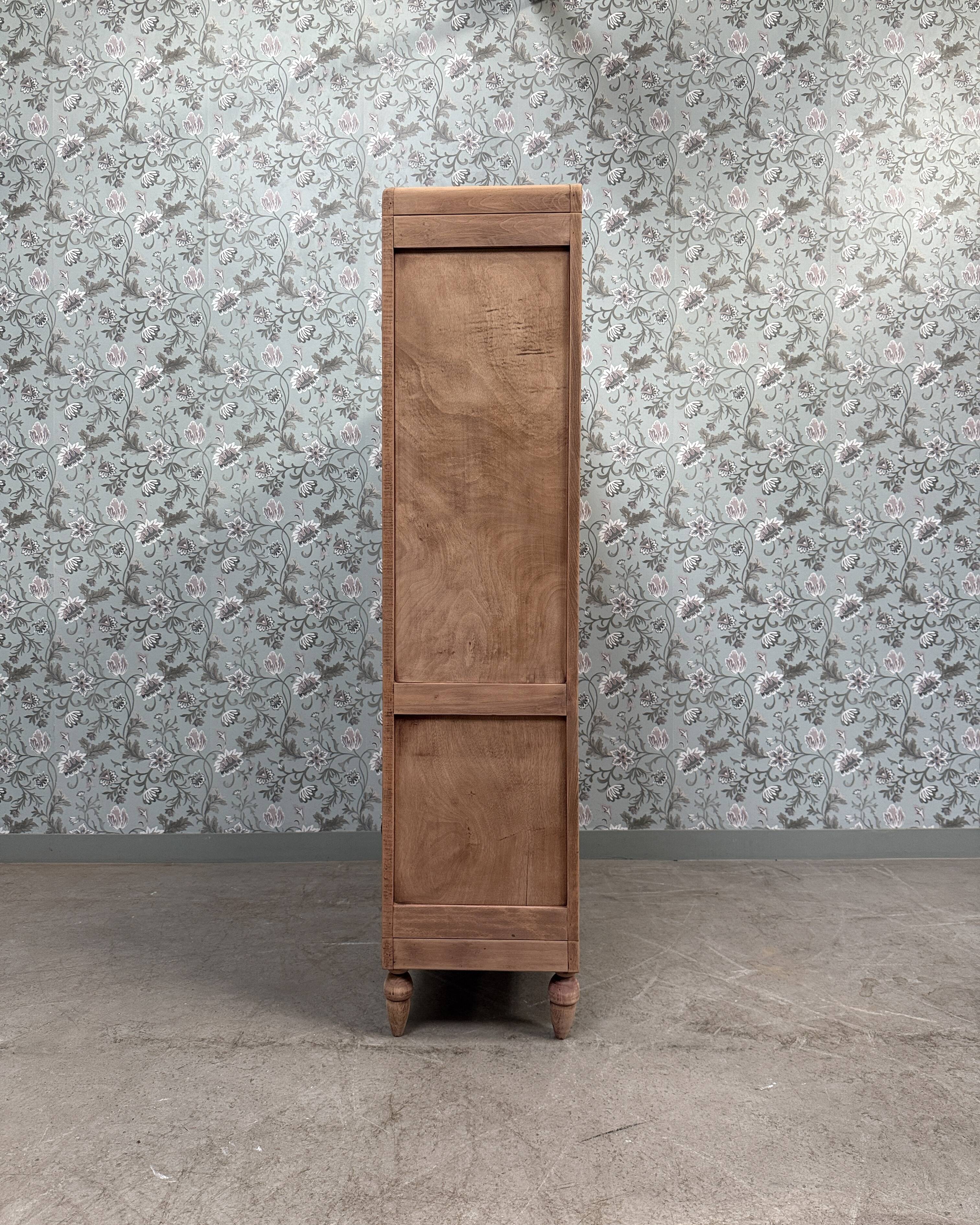 Armoire vitrée vintage (rénovée)