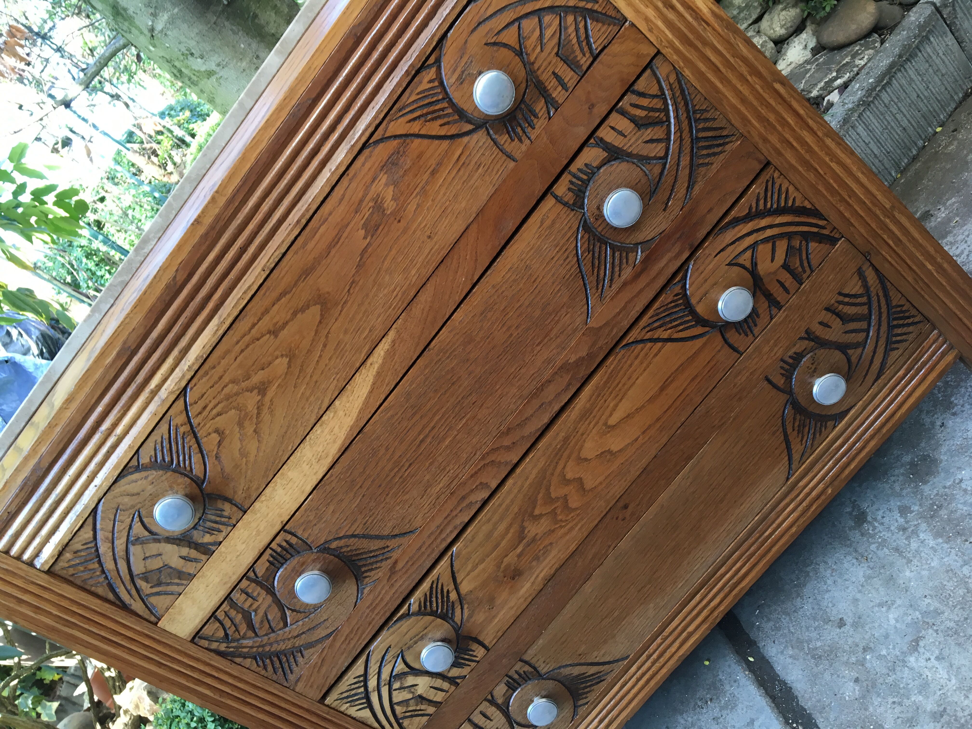 Art deco chest of drawers