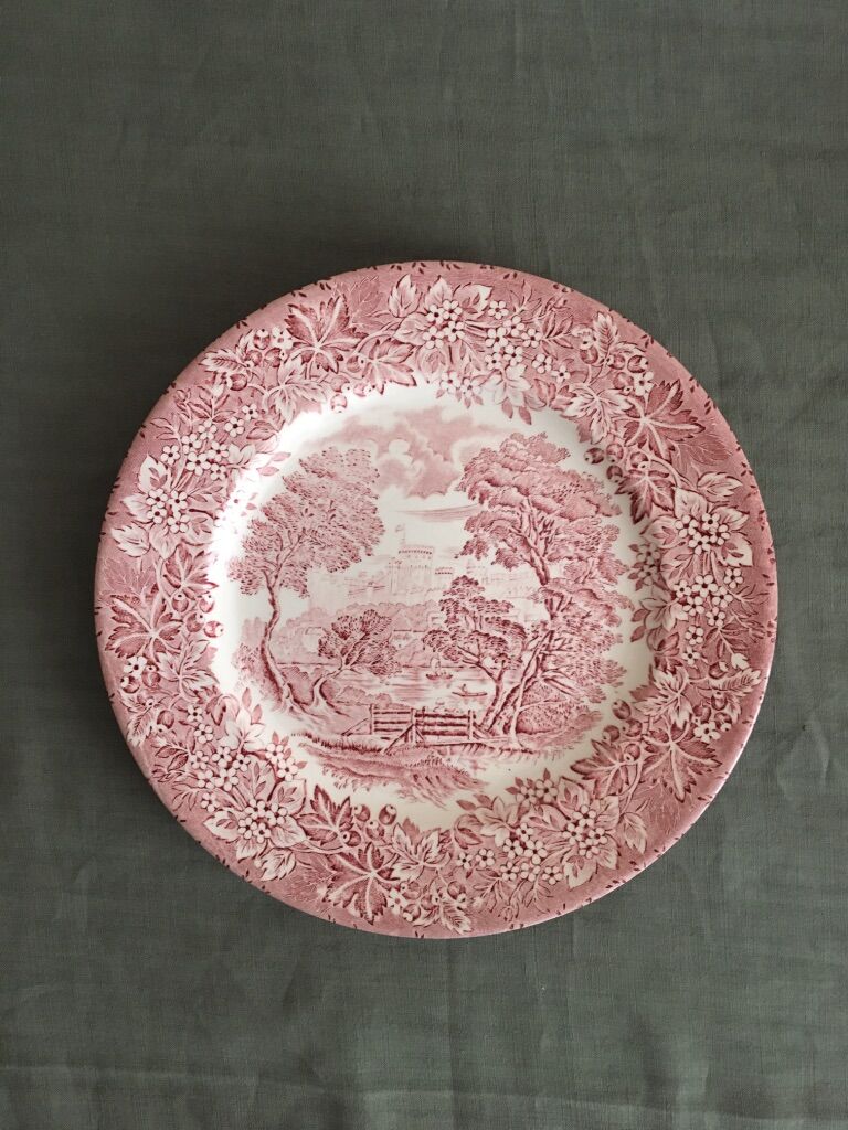 Set of 5 flat plates, EIT England, country décor