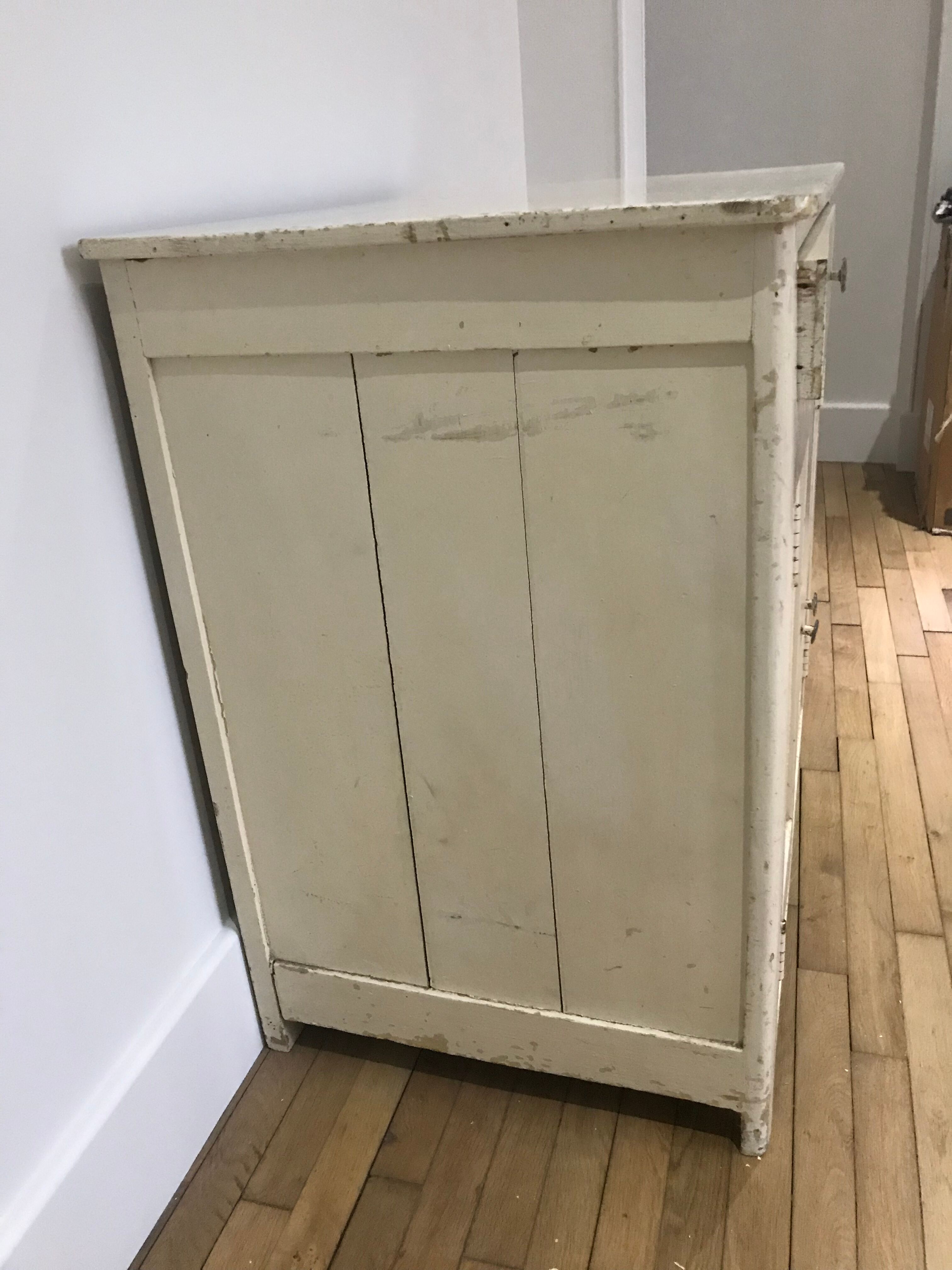 Former parisian buffet