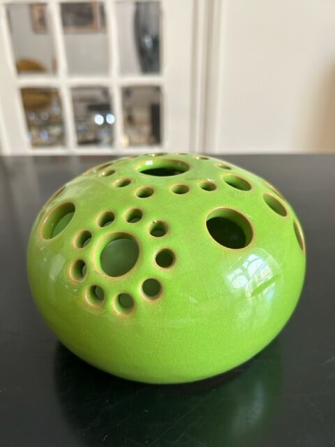 large spade flower paul badié pottery of la Brague