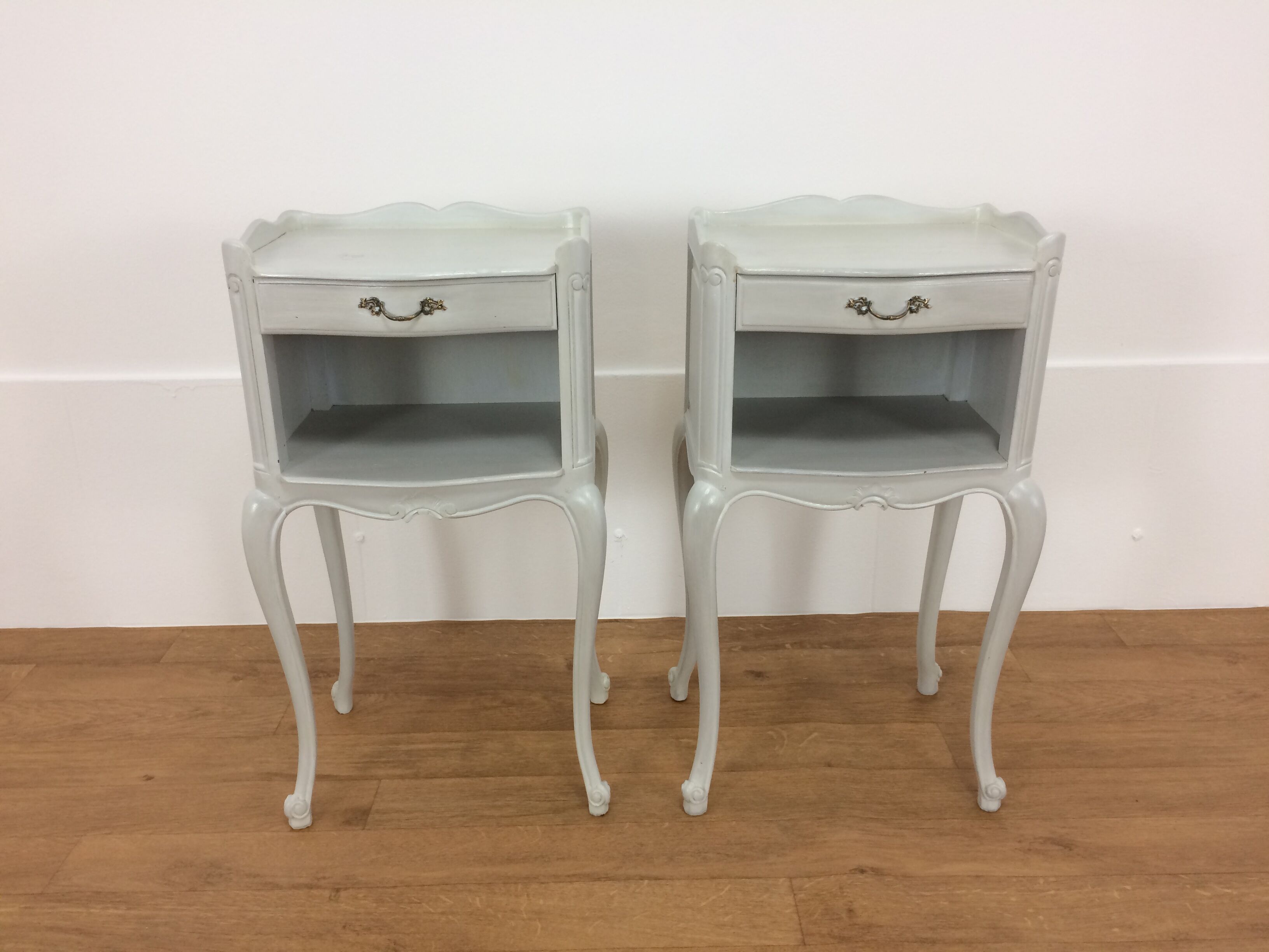 Louis XV-style bedside pair