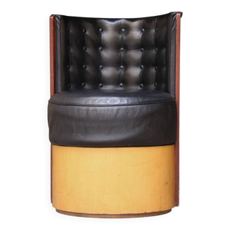 Fauteuil signé serge marcel pour le site richelieu de la bnf !