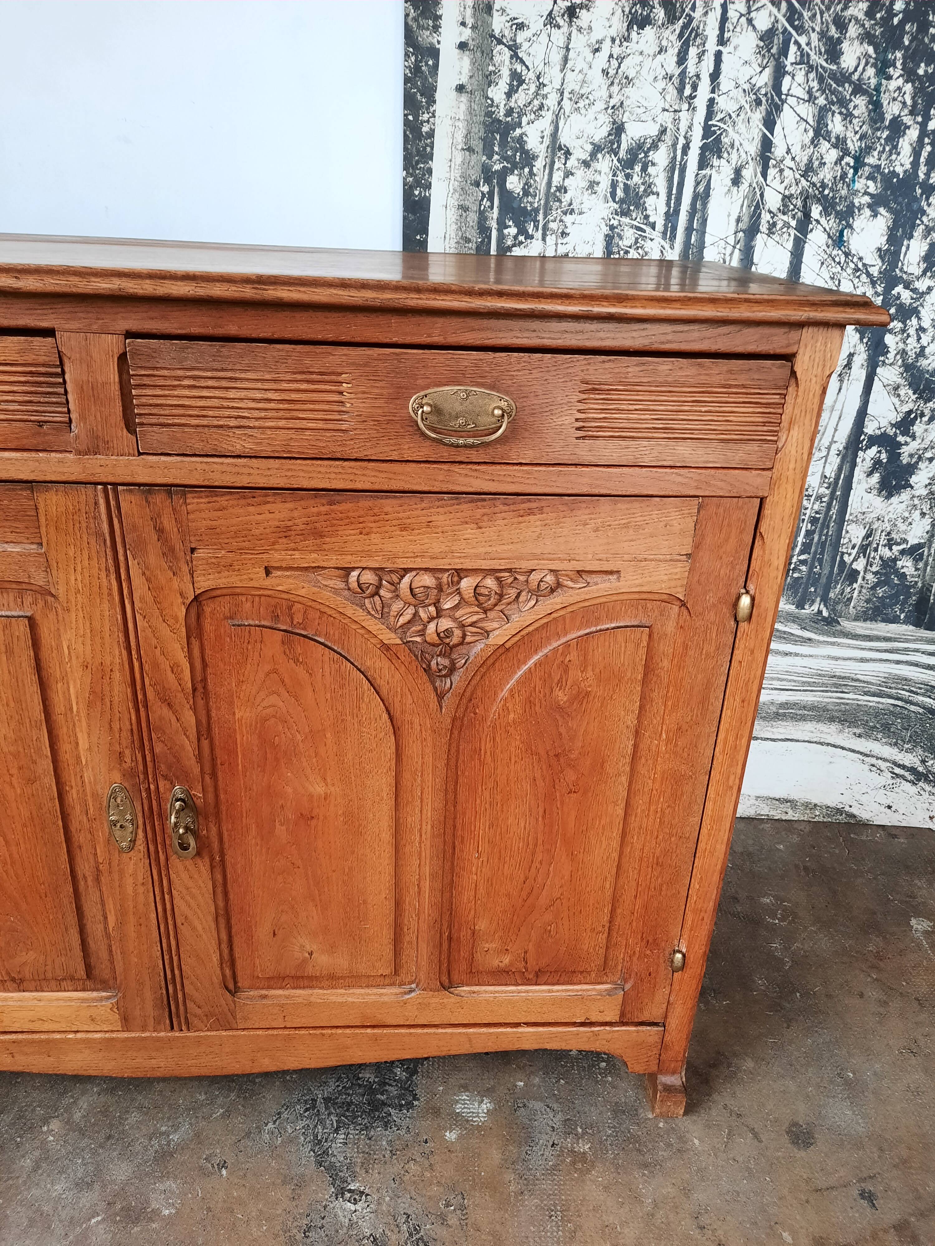Parisian oak sideboard